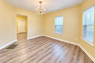 19 Bradford St, Everett, MA 02149 - Photo 3