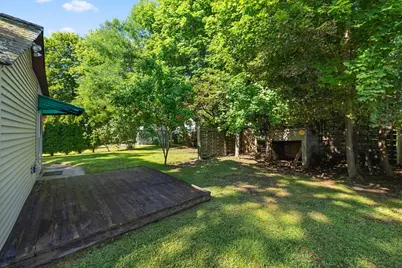 8 Park St, Oxford, MA 01540 - Photo 27