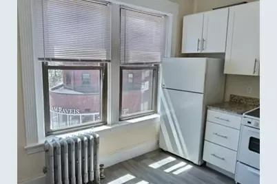 1390 Beacon #7, Brookline, MA 02446 - Photo 5