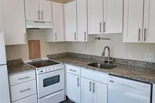 1390 Beacon, Brookline, MA 02446 - Photo 3