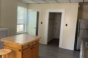 23 Lancaster St, Worcester, MA 01609 - Photo 3