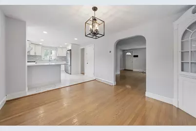 24 Ford St, Dedham, MA 02026 - Photo 7