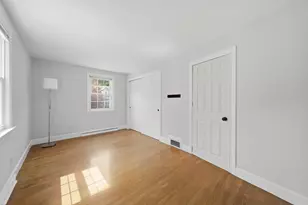 24 Ford St, Dedham, MA 02026 - Photo 15