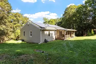 56 Bliss St, Athol, MA 01331 - Photo 5