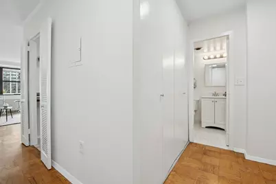 2 Hawthorne Pl #10K, Boston, MA 02114 - Photo 11