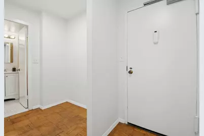 2 Hawthorne Pl #10K, Boston, MA 02114 - Photo 13