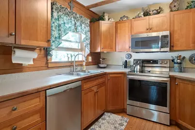 19 Taylor Hill Rd, Montague, MA 01351 - Photo 7