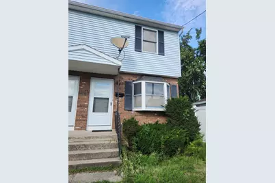 11 Dineen St #1, Springfield, MA 01104 - Photo 3