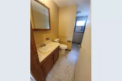 11 Dineen St #1, Springfield, MA 01104 - Photo 19