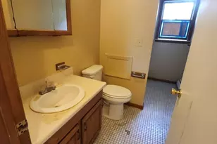 11 Dineen St, Springfield, MA 01104 - Photo 19