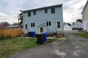 11 Dineen St, Springfield, MA 01104 - Photo 5