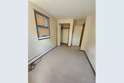 11 Dineen St #1, Springfield, MA 01104 - Photo 23