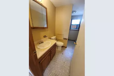 11 Dineen St #1, Springfield, MA 01104 - Photo 19