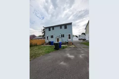 11 Dineen St #1, Springfield, MA 01104 - Photo 5