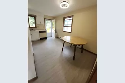11 Dineen St #1, Springfield, MA 01104 - Photo 11