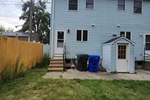 11 Dineen St, Springfield, MA 01104 - Photo 7