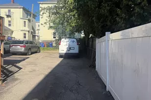 88 Harrison St, Fall River, MA 02723 - Photo 13