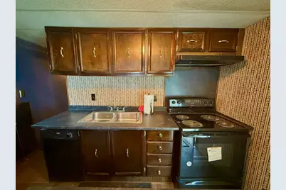 229 Miller St #F4, Ludlow, MA 01056 - Photo 5