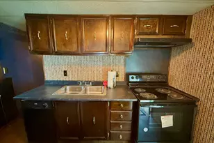 229 Miller St, Ludlow, MA 01056 - Photo 5