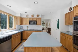 176 Pegan Ln, Dover, MA 02030 - Photo 5