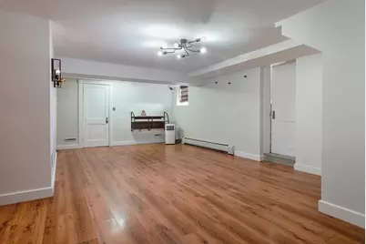 58 Oaklawn St, New Bedford, MA 02744 - Photo 9