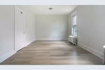 58 Oaklawn St, New Bedford, MA 02744 - Photo 15