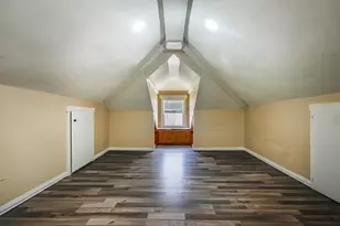 58 Oaklawn St, New Bedford, MA 02744 - Photo 21