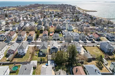 58 Oaklawn St, New Bedford, MA 02744 - Photo 23