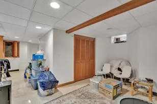 34 Summer St, Somerville, MA 02143 - Photo 33