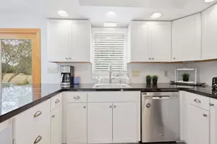 96 Straits Rd, Hatfield, MA 01038 - Photo 13