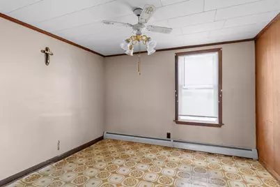 34 Everett St, Fall River, MA 02723 - Photo 7