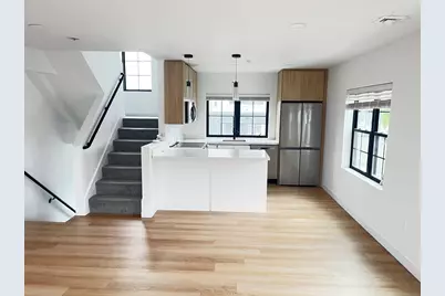 194 Rumford Avenue #1, Mansfield, MA 02048 - Photo 5