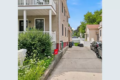 29 Elmwood Street, Somerville, MA 02144 - Photo 33