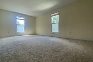 3 Shadowbrook Ln, Milford, MA 01757 - Photo 9