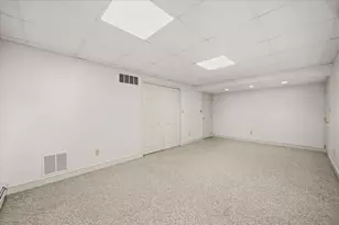 701 Winthrop St, Taunton, MA 02780 - Photo 33