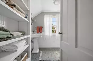 11 Prospect St, Dartmouth, MA 02748 - Photo 21