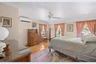 11 Prospect St, Dartmouth, MA 02748 - Photo 17