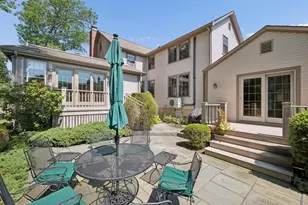 11 Prospect St, Dartmouth, MA 02748 - Photo 33