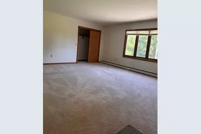 167 Townsend St #167, Fitchburg, MA 01420 - Photo 11