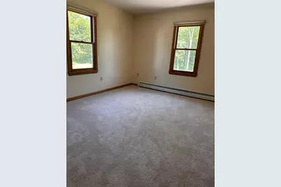 167 Townsend St #167, Fitchburg, MA 01420 - Photo 9