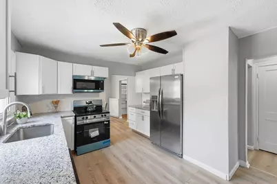 78 Wollaston St, Springfield, MA 01119 - Photo 9
