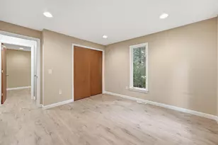 9 Flintlock Ln, Amherst, MA 01002 - Photo 25
