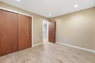 9 Flintlock Ln, Amherst, MA 01002 - Photo 23