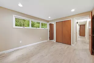 9 Flintlock Ln, Amherst, MA 01002 - Photo 15