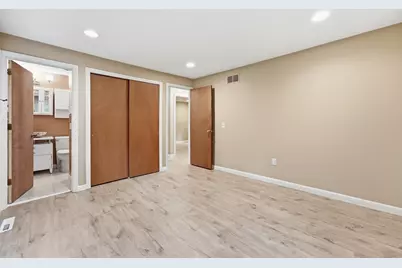 9 Flintlock Ln, Amherst, MA 01002 - Photo 19