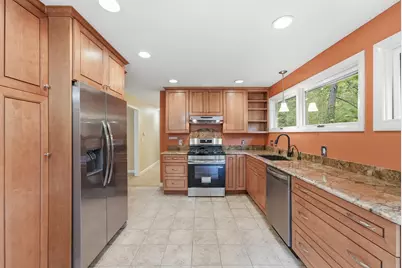 9 Flintlock Ln, Amherst, MA 01002 - Photo 13