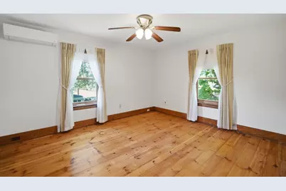 41 Cottage St, Amherst, MA 01002 - Photo 19