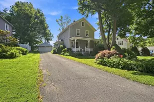 41 Cottage St, Amherst, MA 01002 - Photo 1