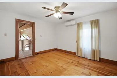 41 Cottage St, Amherst, MA 01002 - Photo 23