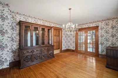 41 Cottage St, Amherst, MA 01002 - Photo 9